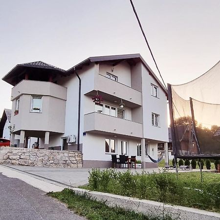 Apartmani Bilic Korenica Luaran gambar