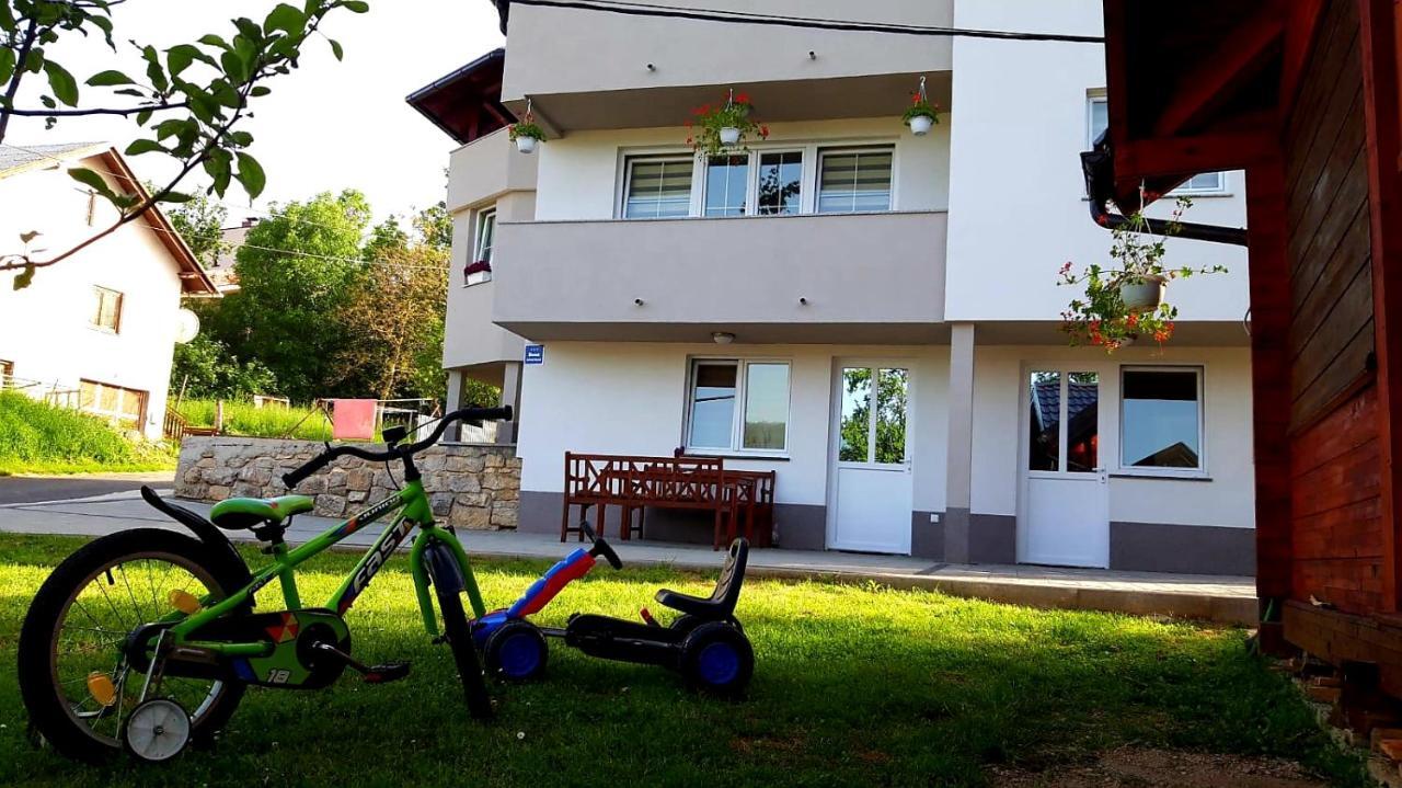Apartmani Bilic Korenica Luaran gambar